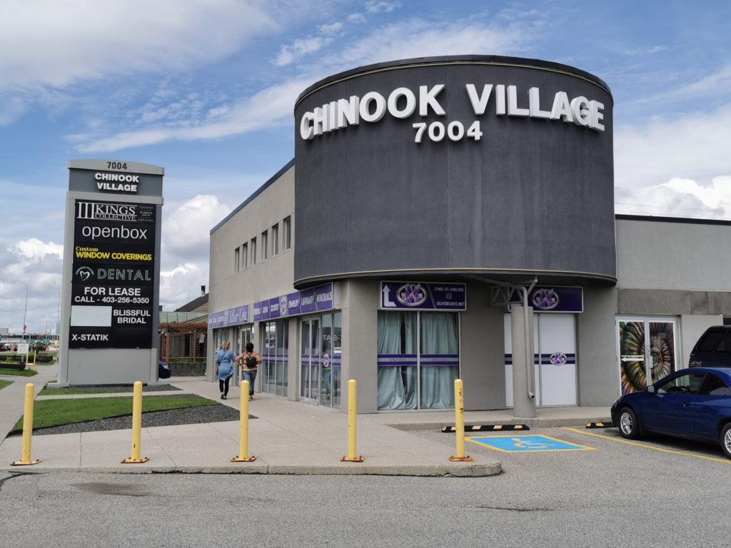 Chinook Village plaza